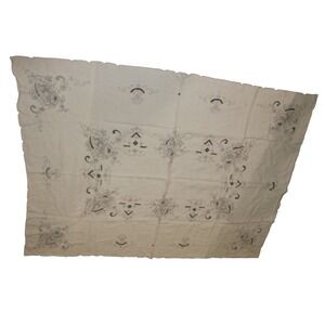 Vintage Cream Linen Floral Embroidered Scalloped Tablecloth & 6 Napkin Set 64x48
